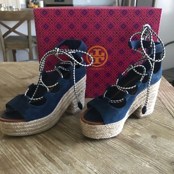 Tory Burch Shoes - Tory Burch Positano lace up platform